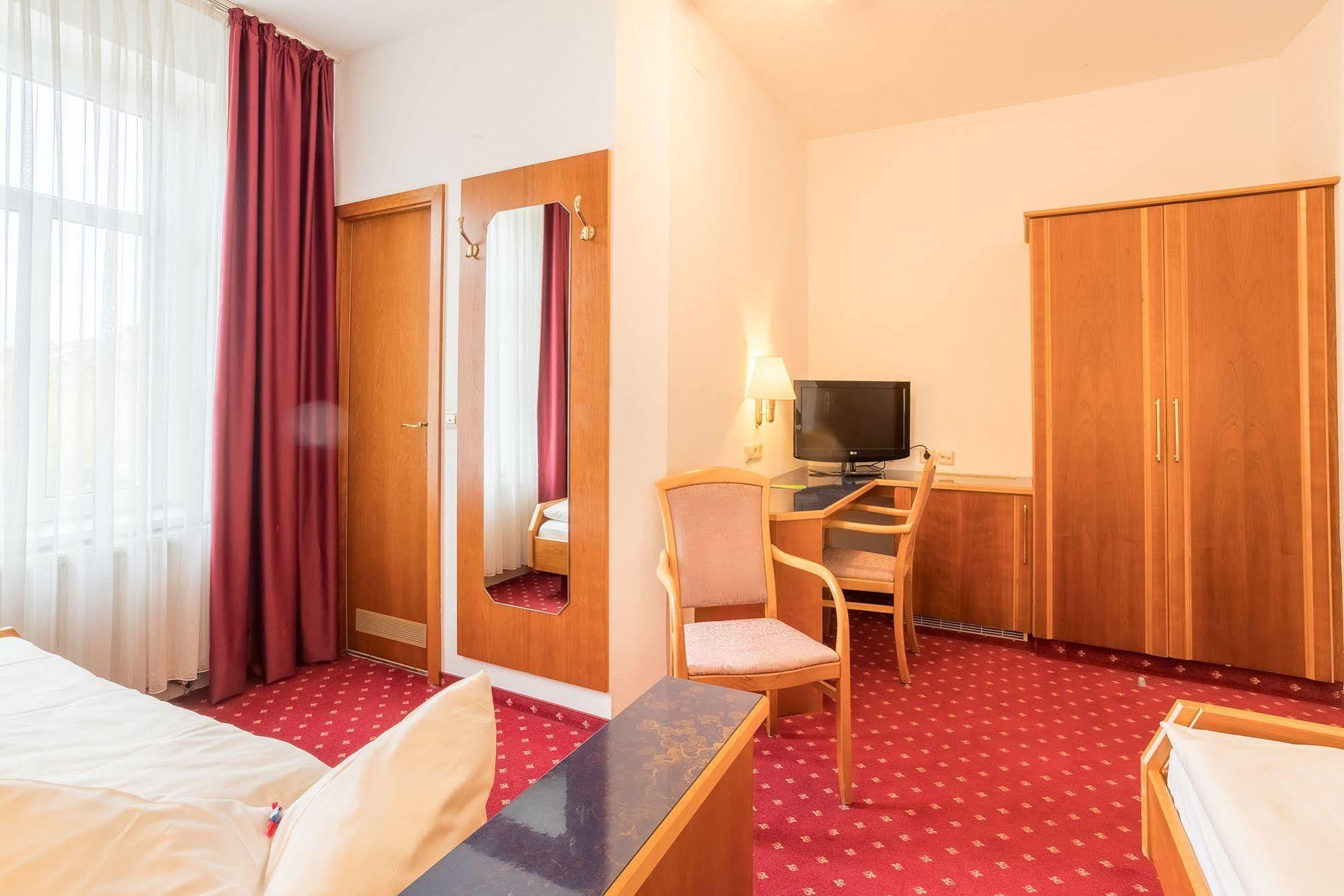 Hotel Astoria Leipzig Exteriör bild