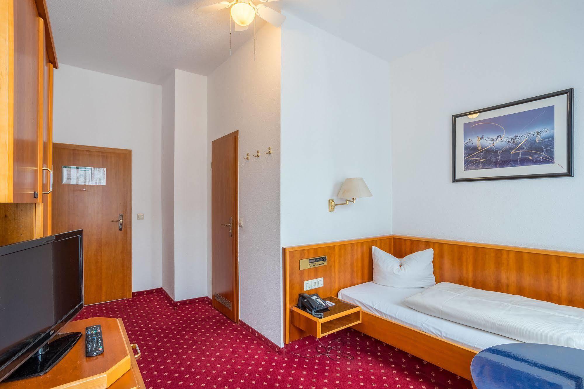 Hotel Astoria Leipzig Exteriör bild